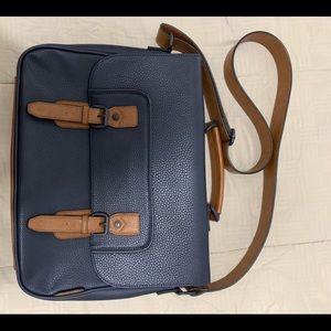 Aldo’s men’s messenger bag